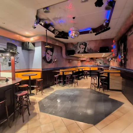 Smart B&b1 Bb1 124 Hotel