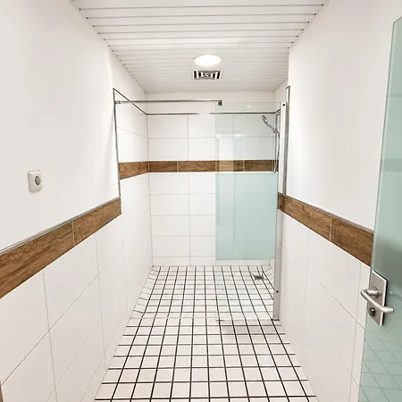 Smart B&b1 Bb1 124 Hotel *